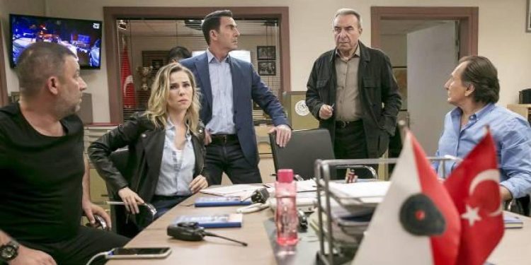 Arka Sokaklar’ın yerine geliyor! 17 yıllık hikayesi finalsiz sonlandırıldıktan sonra…