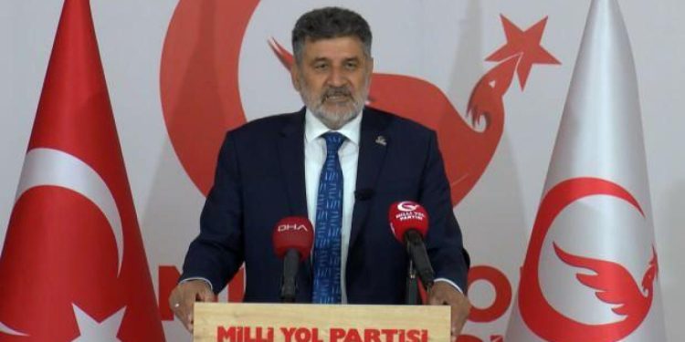 Bir parti daha seçim kararını açıkladı!