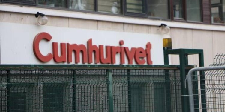 Cumhuriyet, Ramazan’ın ilk gününde de kin kustu! Diyanet üzerinden çattılar