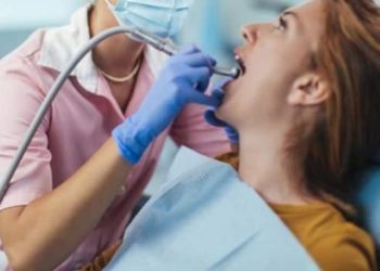 Diş çektirmek orucu bozar mı? Diş tedavisi oruca engel mi?