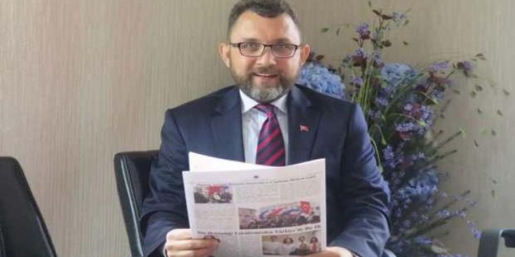 Doç. Dr. Halil Murat Ünver, bağımsız cumhurbaşkanı adaylığı başvurusu yaptı