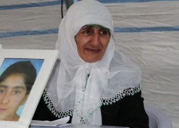 Evlat nöbetindeki anne: Artık dayanamıyorum