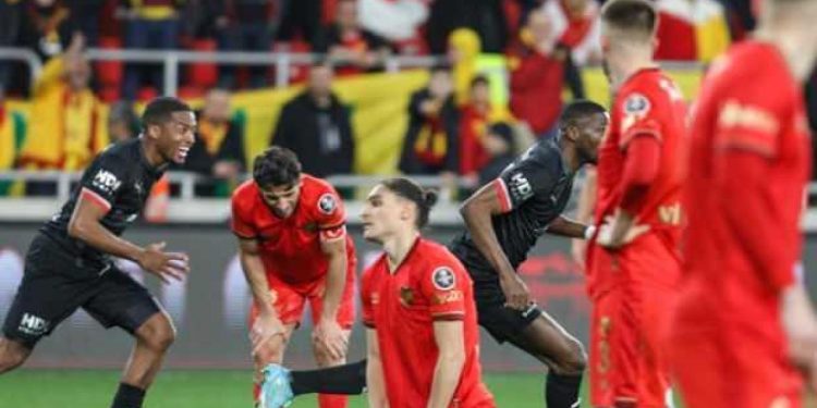 Göztepe, play-off potasından uzaklaşıyor