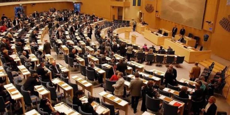 İsveç parlamentosu NATO tasarısını onayladı