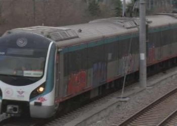 Marmaray trenlerini boyayan grafiticilerin TCDD’ye faturası 55 bin lira