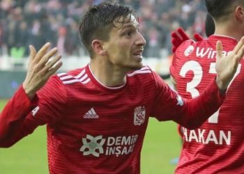 Mert Hakan transfer iddialarına noktayı koydu