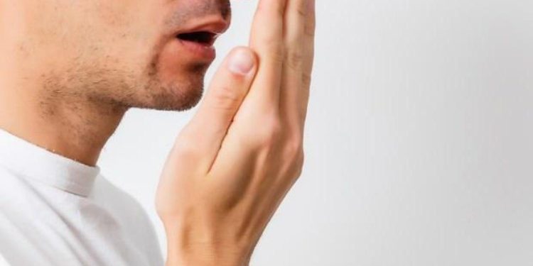 Ramazanda ağız kokusu şikayetlerine peynir önerisi! Çürük kaynaklı koku nasıl giderilir?