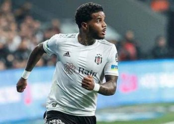 Reims, Beşiktaşlı Rosier’e talip oldu!