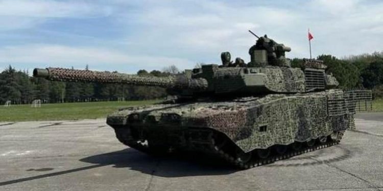 Yeni Altay Tankı görücüye çıktı: Teslim tarihi açıklandı