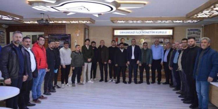 Yeniden Refah Partisi’nden istifa eden 120 kişi AK Parti’ye geçti