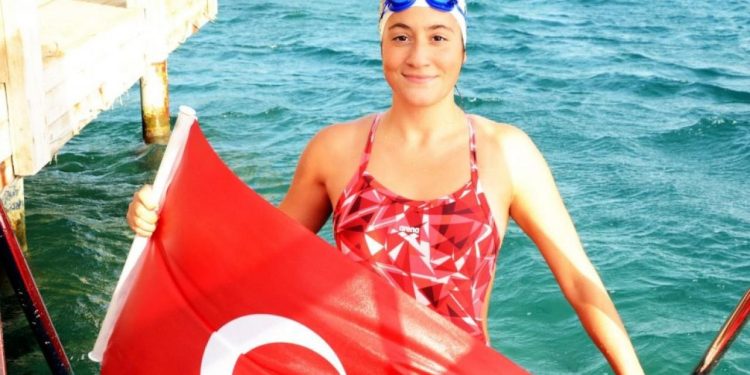 Aysu Türkoğlu tarihe geçti! İlk Türk sporcu oldu…