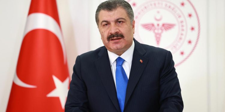 Bakan Koca’dan sağlık çalışanlarına mesaj: Yeni dönem başlıyor!