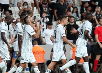 Beşiktaş yarın Fatih Karagümrük ile karşılaşacak