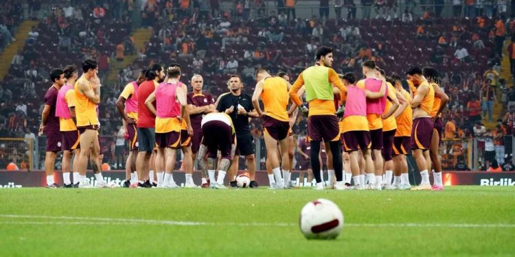 Galatasaray’ın rakibi belli oldu