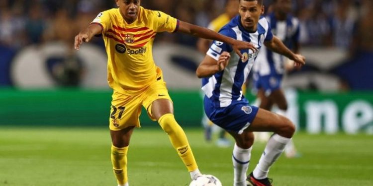 Maçta ilginç olay! 70. dakikada tuvalete giden Yamal geri dönemedi