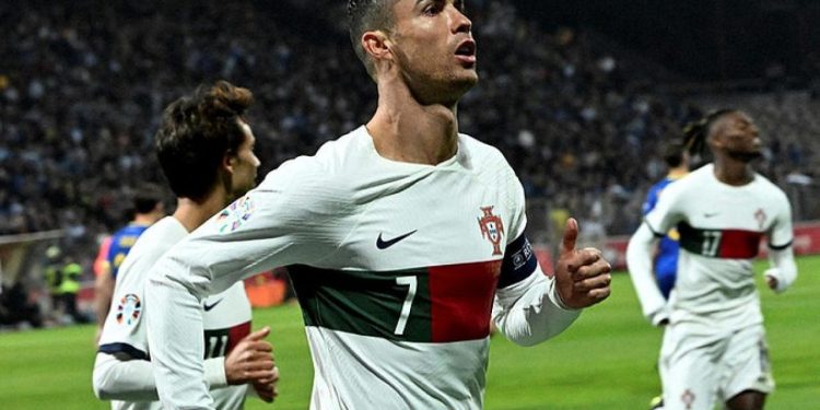 Ronaldo’dan rekor üstüne rekor! Portekiz’den gol yağmuru