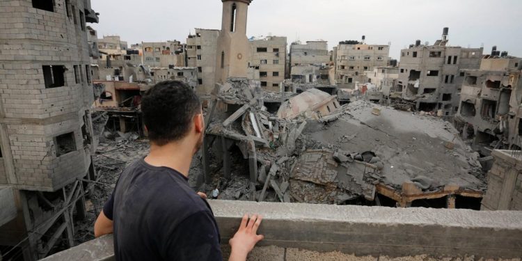 İsrail, Gazze’de 26 camiyi yıktı