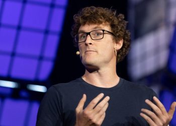İsrail’i eleştiren Web Summit CEO’su Cosgrave istifaya zorlandı!