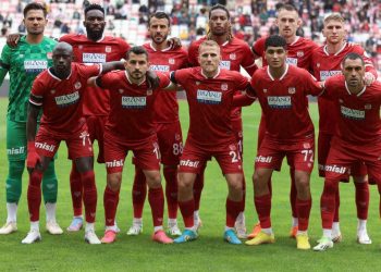Sivasspor evinde galibiyete hasret kaldı